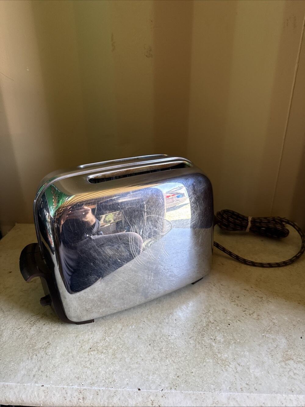 Vintage 1950s Working Toastmaster Chrome Toaster 1B14